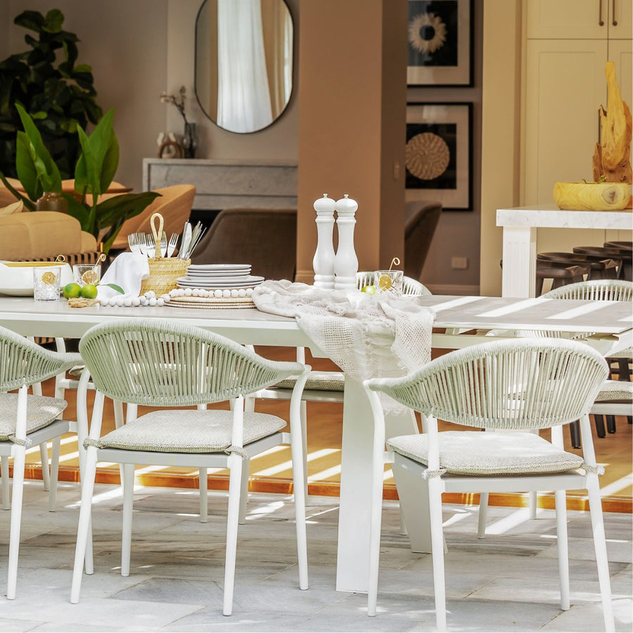 Neverland II Extension Table Windsor Chair Outdoor Dining Setting