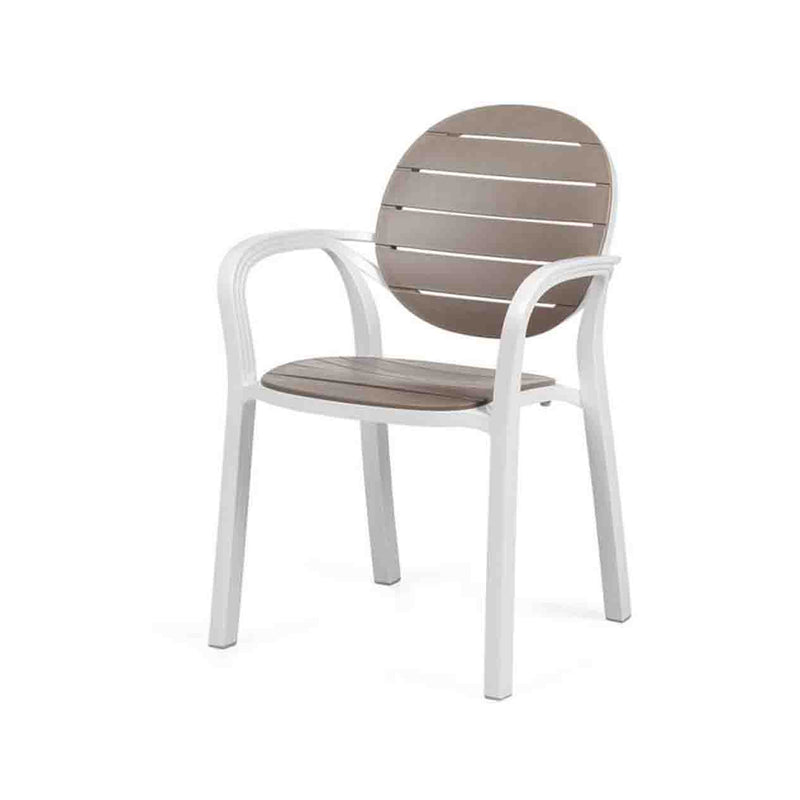 Nardi Palma outdoor chair, a high-quality, comfortable and durable piece of outdoor furniture.