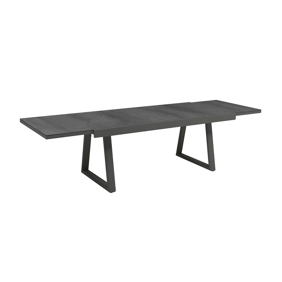 Black aluminium &