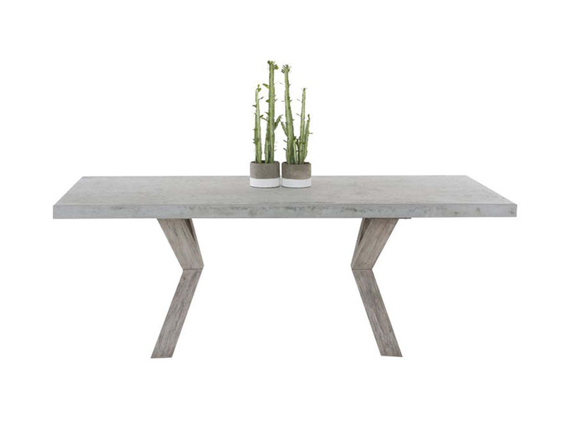 Zen square concrete table from our outdoor furniture collection, with customizable teak or metal legs.