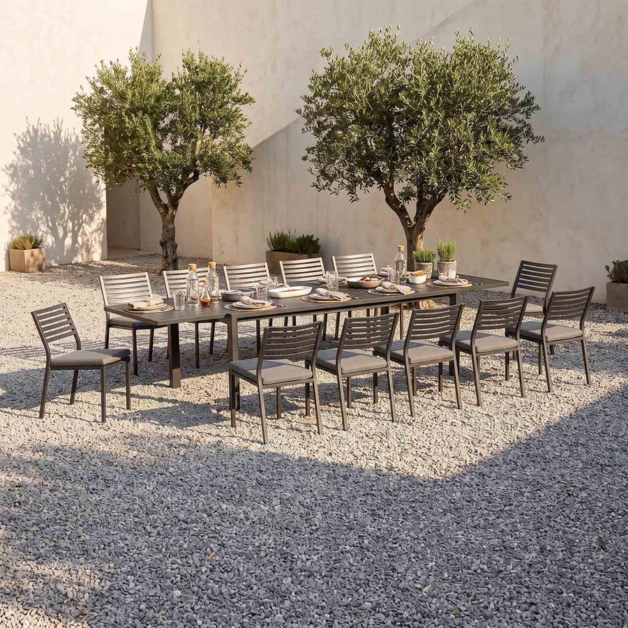 Coda Extension Table Coda Chair Outdoor Dining Setting