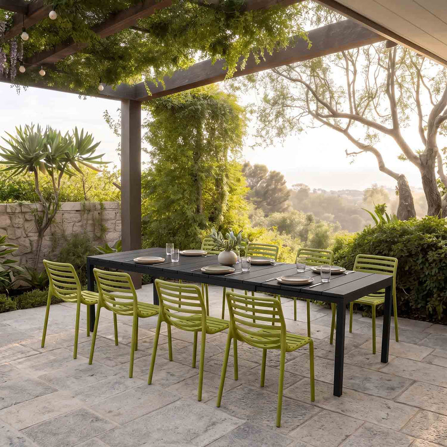 Nardi Rio Table Doga Armless Chair Outdoor Dining Setting