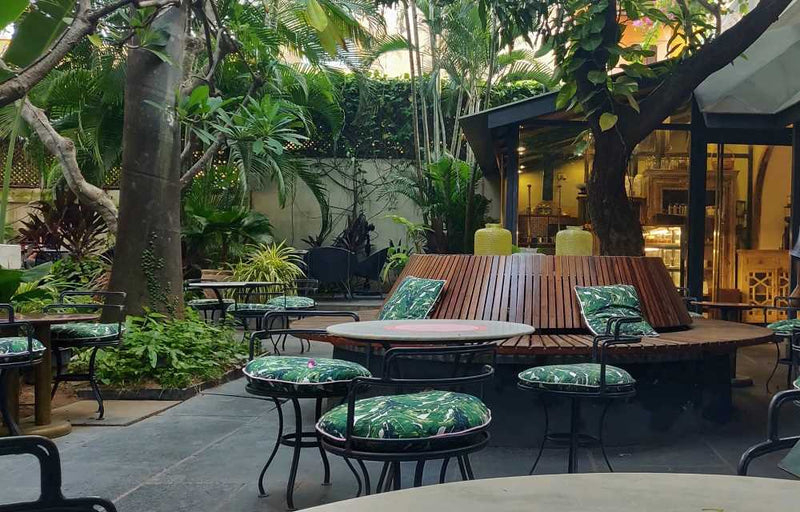 Buying Guide for Outdoor Dining Tables