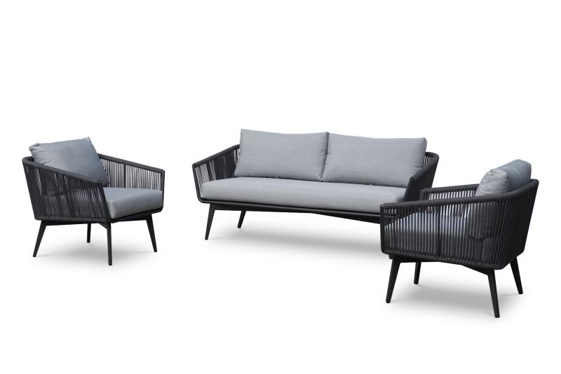 Outdoor Lounge Settings