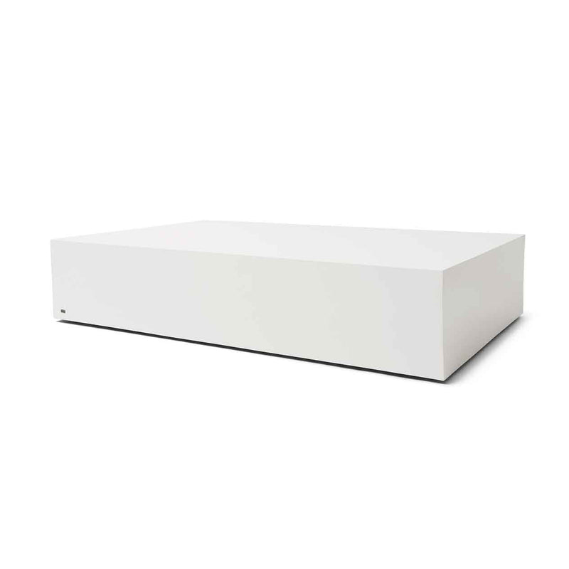 165 cm rectangular outdoor concrete coffee table in white. This is one of the many concrete table options from our &