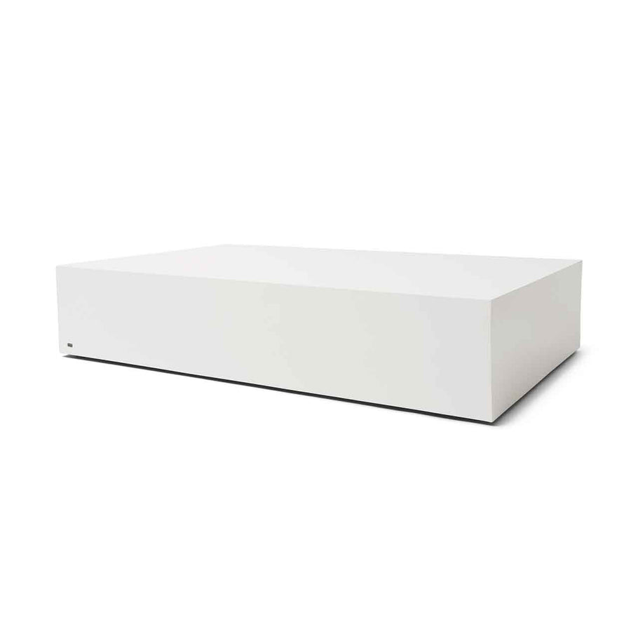 165 cm rectangular outdoor concrete coffee table in white. This is one of the many concrete table options from our &