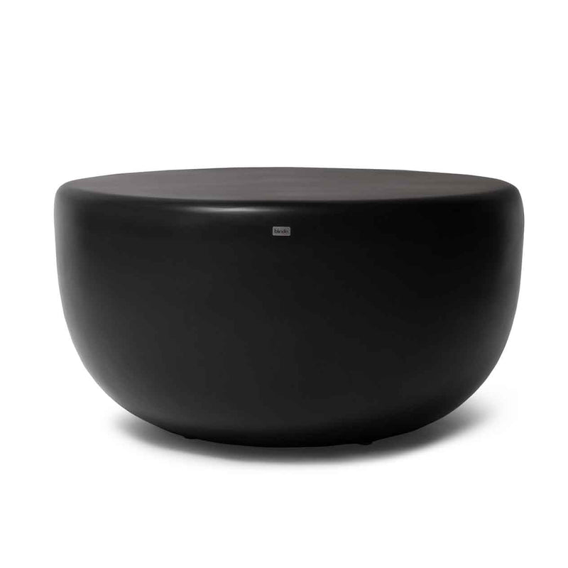 77 cm modern round outdoor concrete coffee table in black. This is one of the many concrete table options from our &
