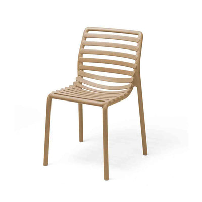 Light-brown resin Nardi Doga outdoor dining chair, perfect for alfresco furniture setups, displayed on a plain white background, viewed from a front angle.