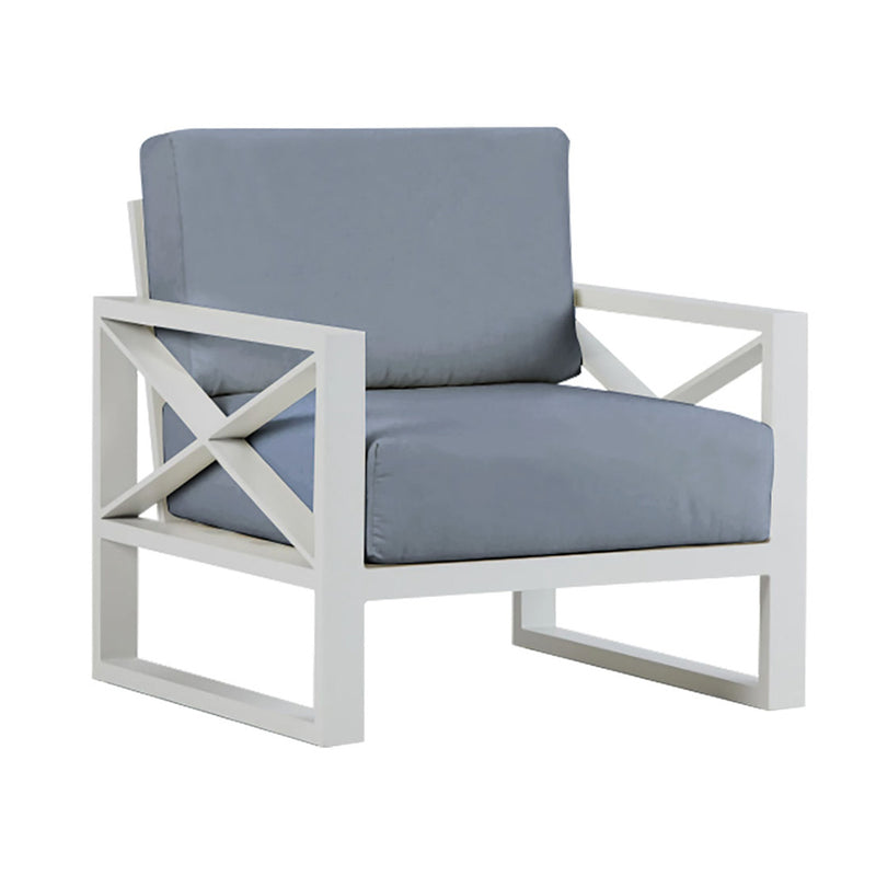 Outdoor furniture collection featuring an aluminum outdoor lounge chair, two-seater, and three-seater in white or charcoal, with blue Agora® cushions.