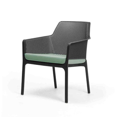 Nardi Net Relax Chair in polypropylene resin, durable and comfortable, ideal for outdoor furniture