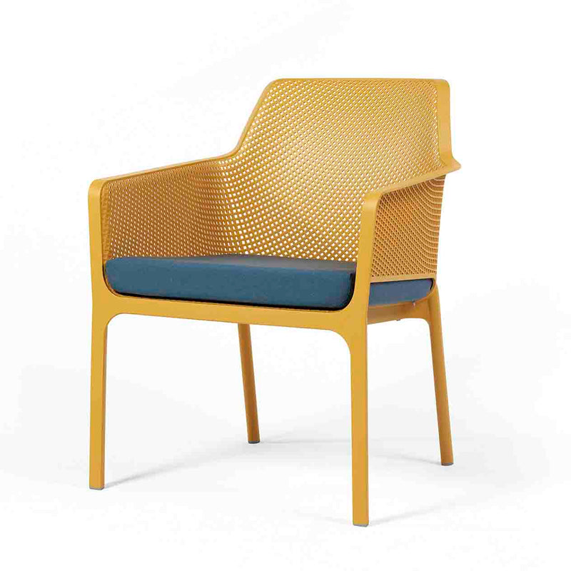 Nardi Net Relax Chair in polypropylene resin, durable and comfortable, ideal for outdoor furniture