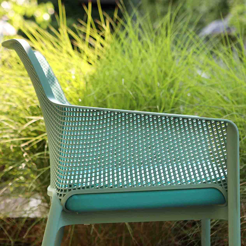 Nardi Net Relax Chair in polypropylene resin, durable and comfortable, ideal for outdoor furniture