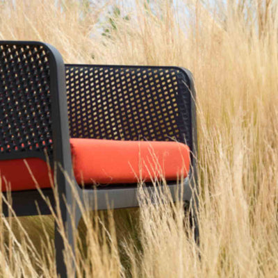 Nardi Net Relax Chair in polypropylene resin, durable and comfortable, ideal for outdoor furniture