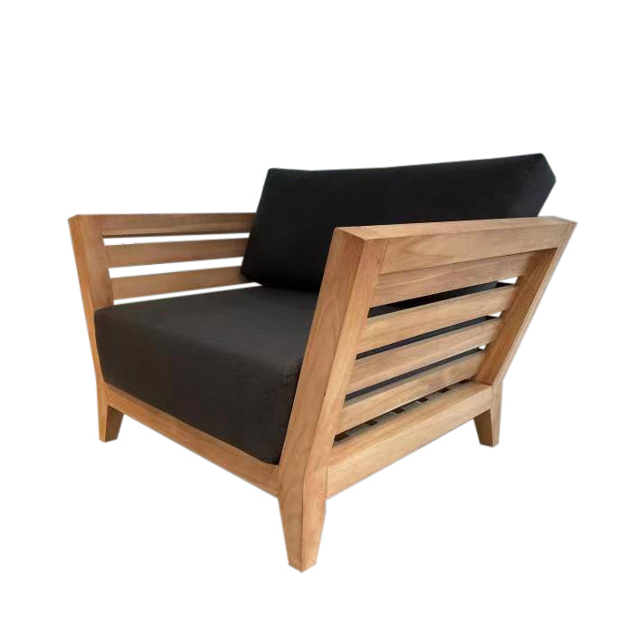 Outdoor furniture set with teak armchair, 3-seater lounge, and daybed for stylish and durable outdoor lounging.