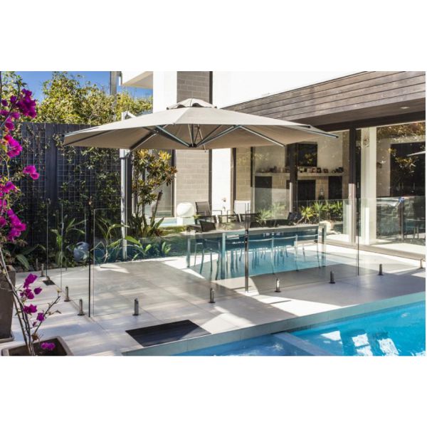 Eclipse Outdoor Cantilever Octagonal Umbrella 400 cm